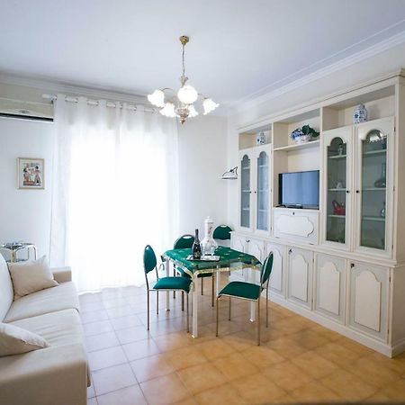 Apartamento A Casa Di Rossella CTA Exterior foto